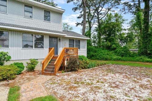 Deep Hole House | Catch of the Day