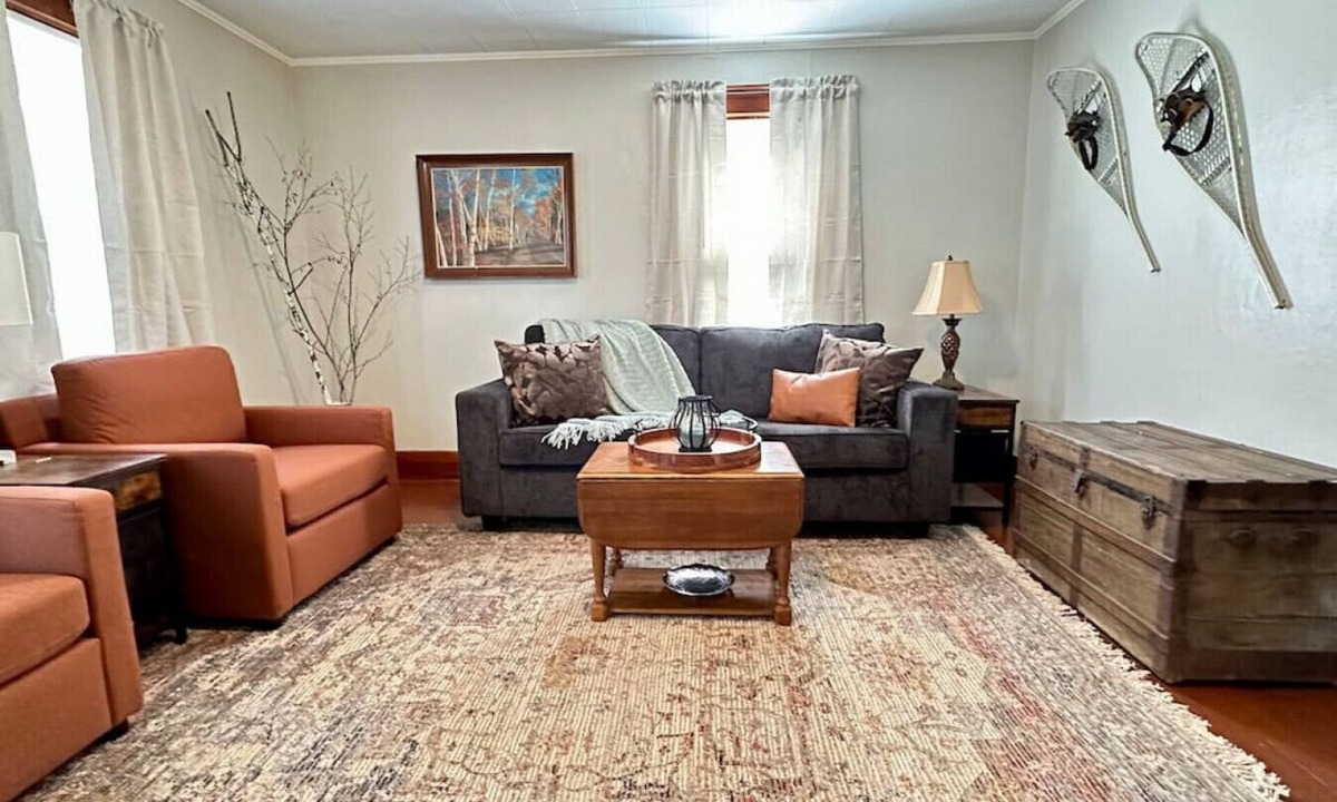 Upper Village Apartment | Central & close to trails, Lower Unit