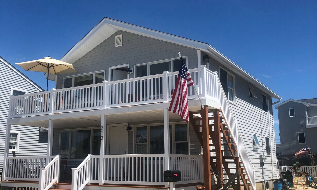 Surf City House | Central Surf City, 1st Floor only vrbo