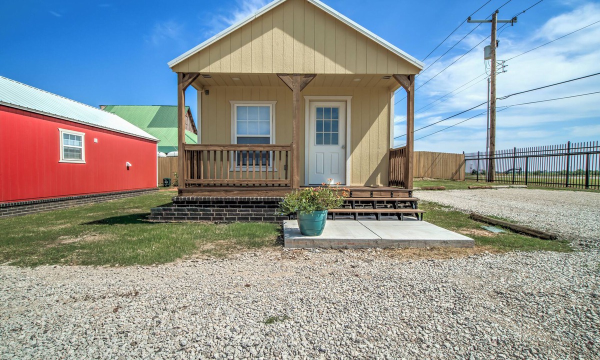 El Reno Cottage | Charming 1-bedroom cottage on historic Rt. 66 just west of OKC