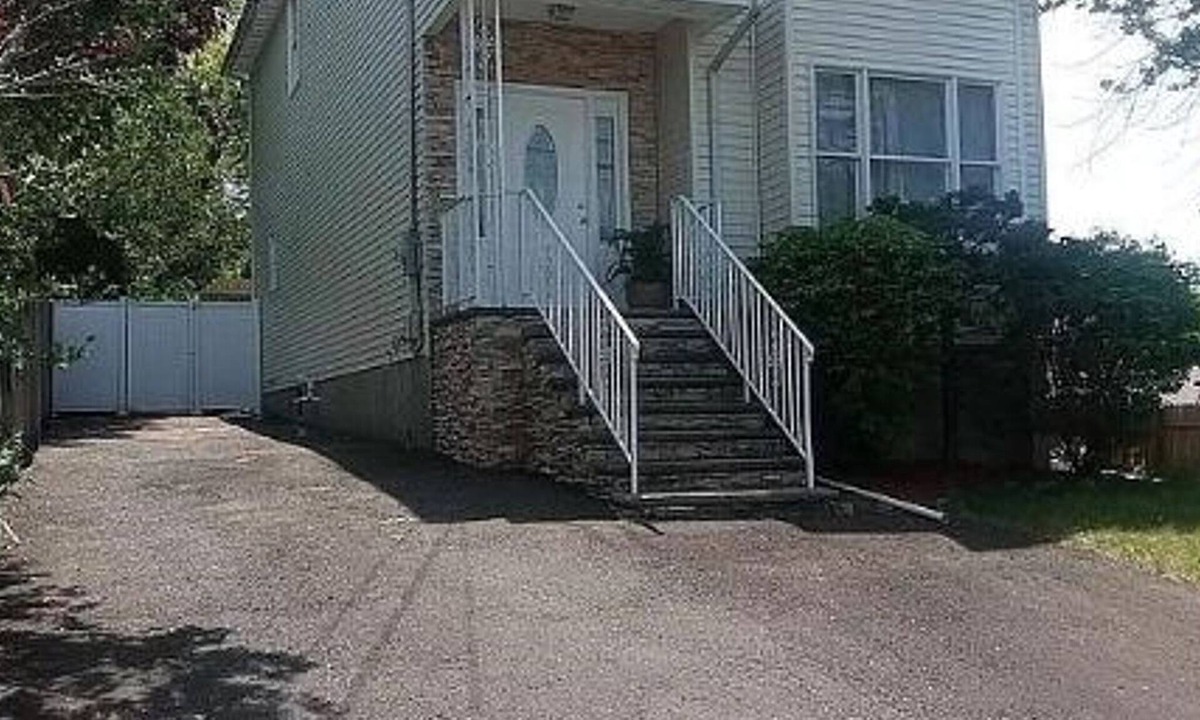 Cliffwood House | Charming 1-bedroom with Separate Entrance in peaceful Keyport