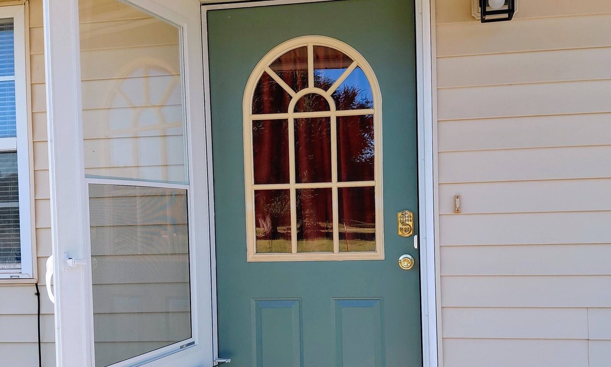 Mulhall House | Charming 2-bedroom house in Mulhall, near I-35 and OSU