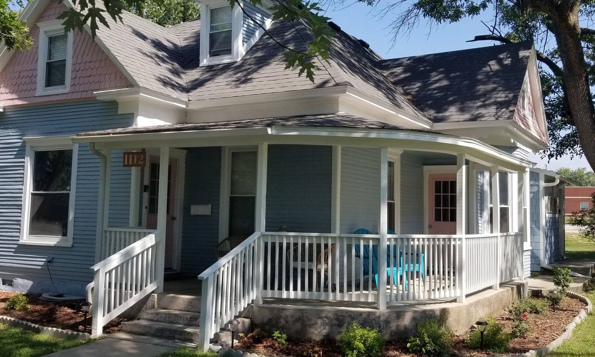 Humboldt House | Charming 3 BR cottage in Humboldt - blocks from DT