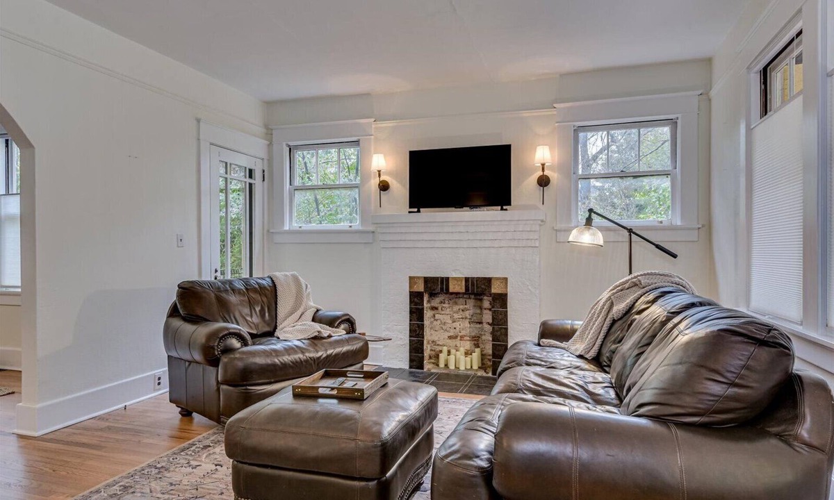 Augusta House | Charming 3BD/2BA Historic Augusta Bungalow - Private Pool!