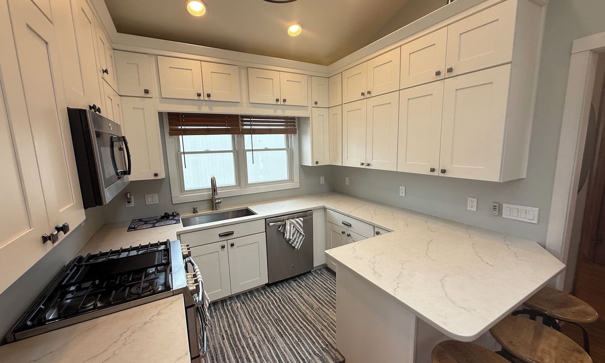 Clear Lake House | Charming 4-bedroom house in delightful downtown, 2 blocks to everything