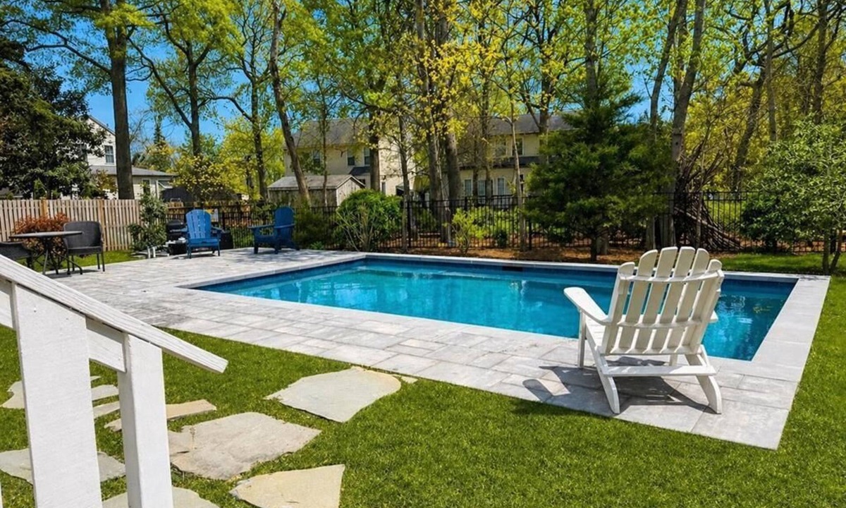 West Cape May House | Charming Cottage with Pool. Close to shops, restaurants and farms