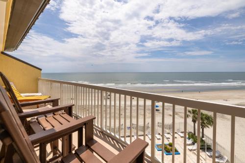Folly Beach Apartment | Chas. Oceanfront Villas 422 - A View to Remember