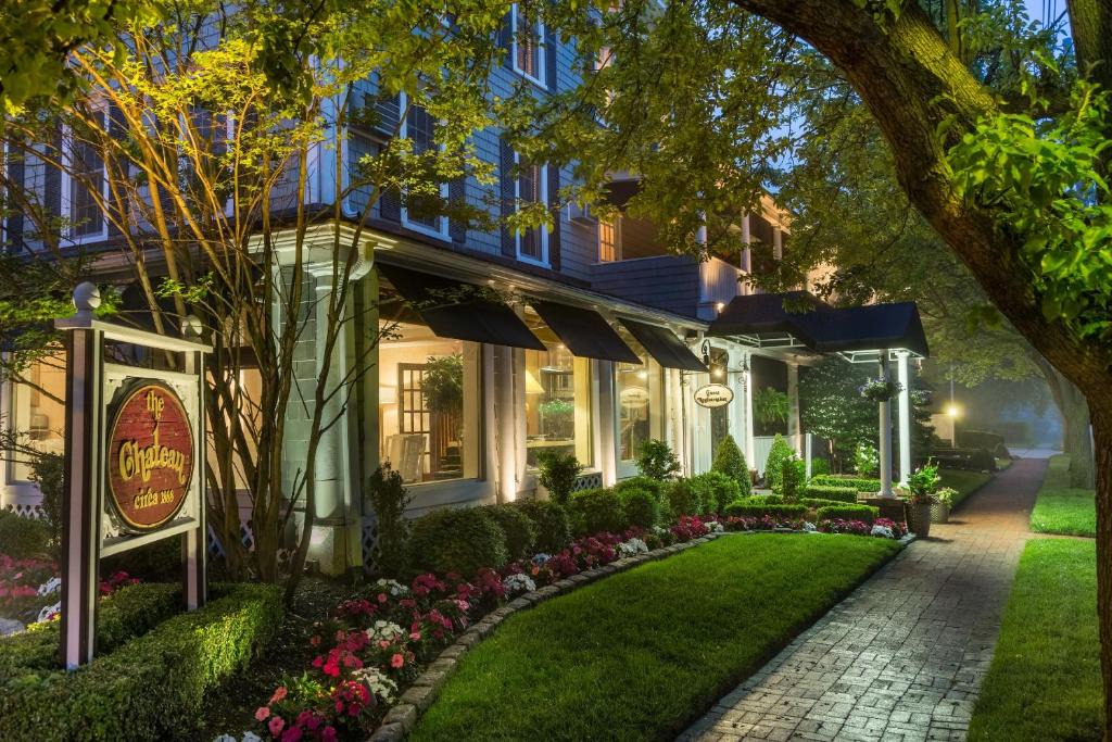 Spring Lake Hotel | Chateau Inn and Suites