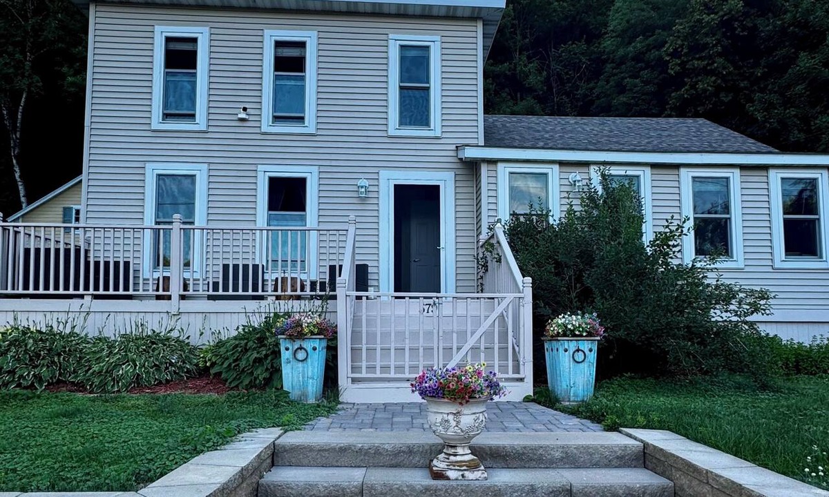 Taylors Falls House | Chic Boho-Luxe Getaway Near the St. Croix River - Near Trollhaugen & Wild Mt.