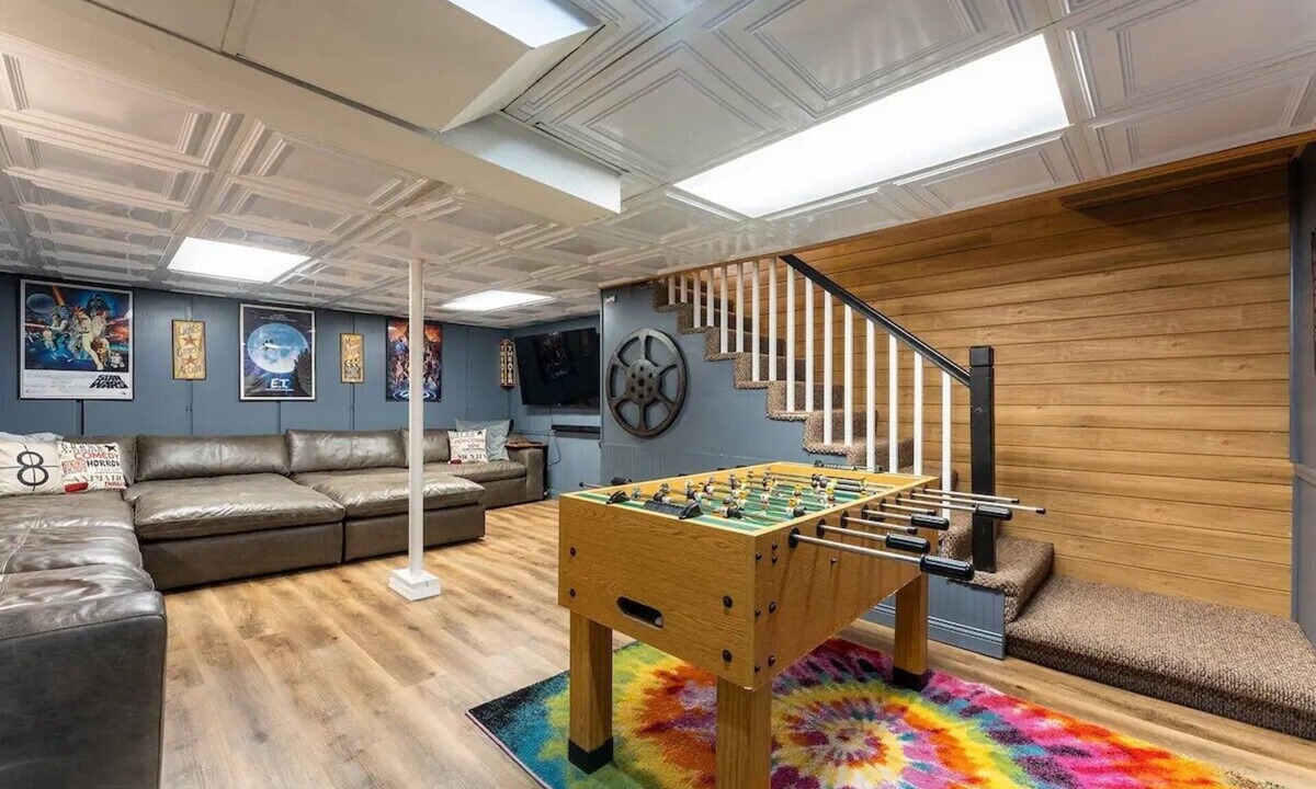 Chippewa Falls House | CHIPPEWA FALLS GETAWAY | NEAR DOWNTOWN | GAME ROOM