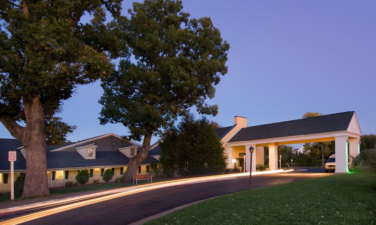 Leesburg Hotel | Clarion Hotel & Conference Center Leesburg