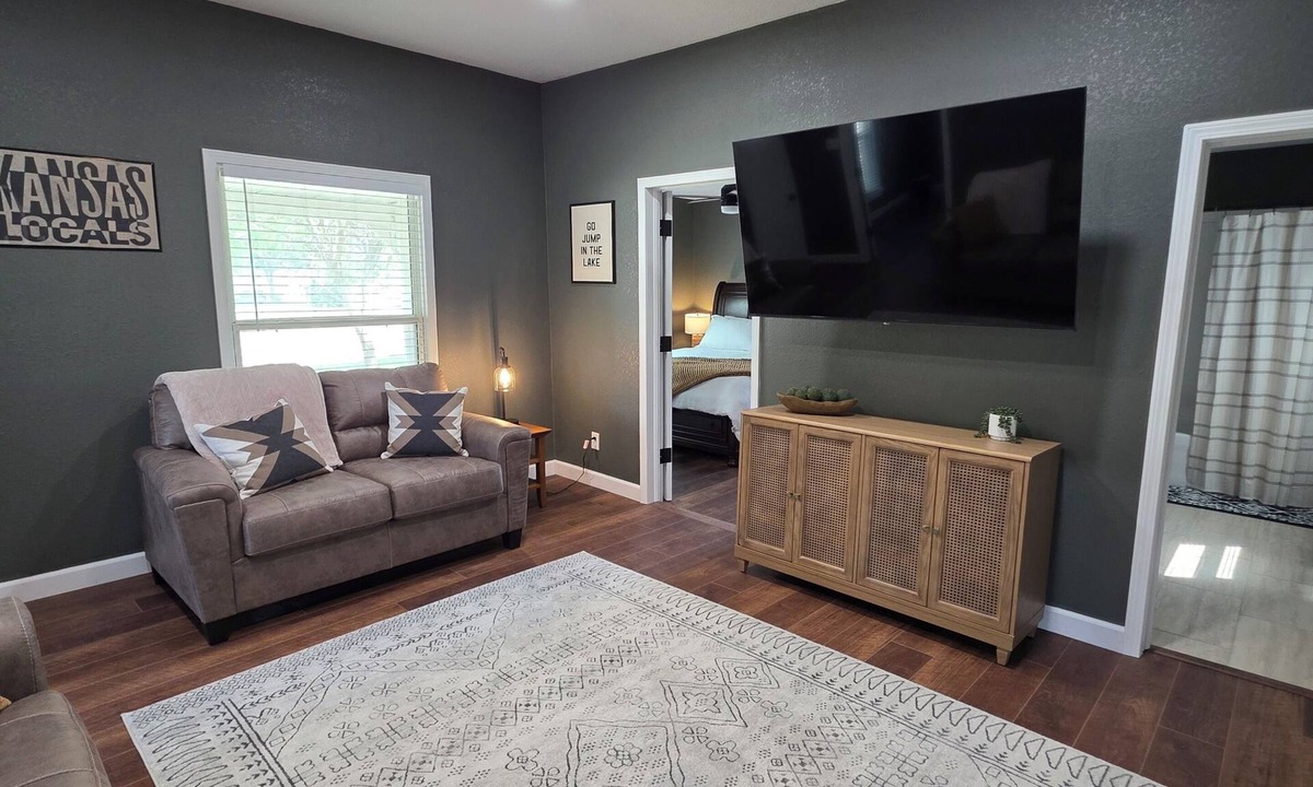 Cawker City House | Clean, Comfortable 3BR Home Near Waconda Lake