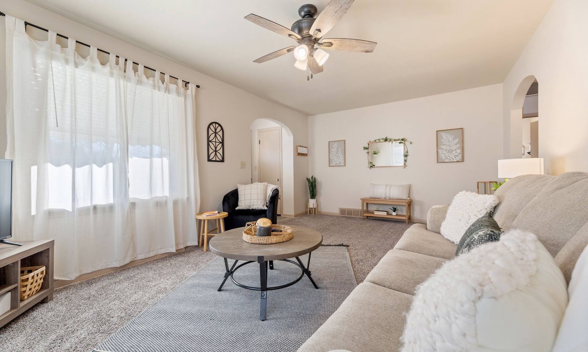 Council Bluffs House | Clean, Cozy, Quiet 2-bedroom