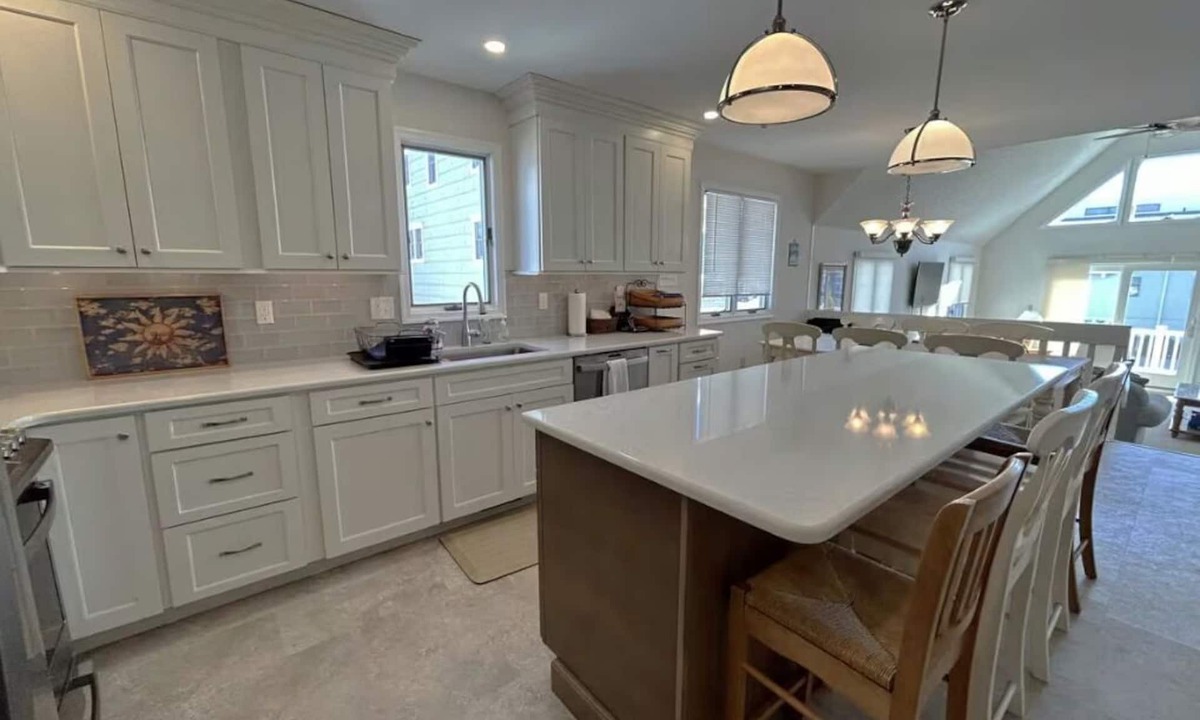 Townsend's Inlet House | Close to popular 85th Street beach which has a gazebo and restrooms