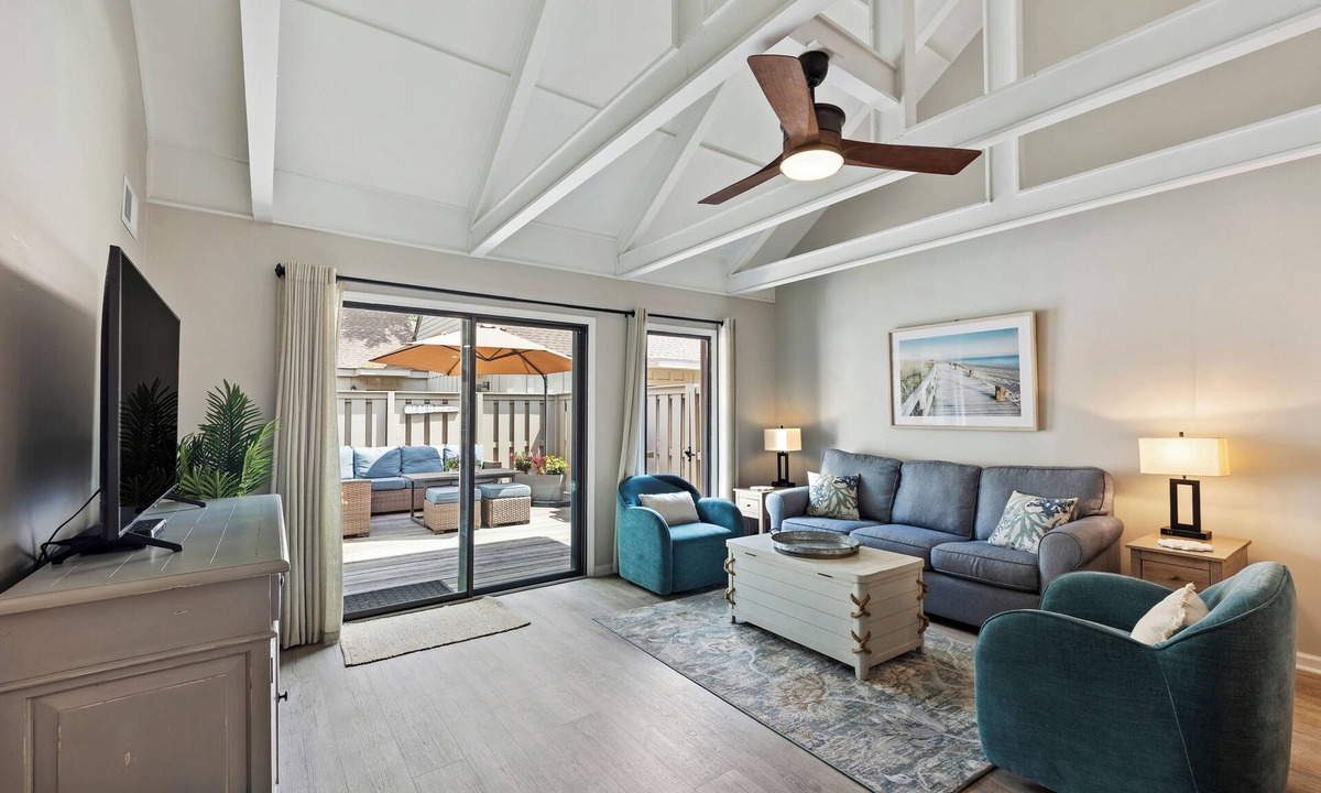 Palmetto Dunes Villa | Coastal Pet Friendly Villa with Private Deck and Community Pool Access