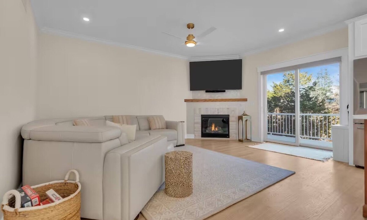 Ortley Beach House | Coffee | Linen+Towels | Fast WiFi | Chef's Kitchen
