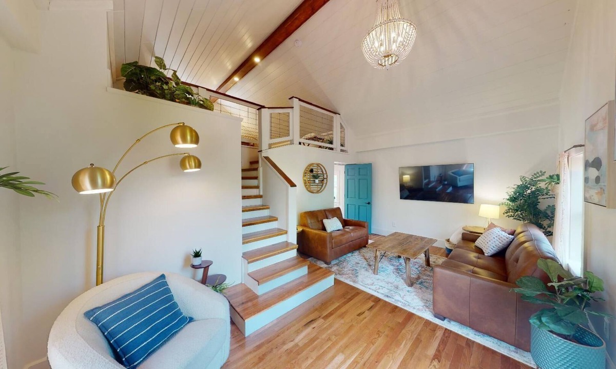 Taylors Falls House | Colby Cottage in Taylors Falls, 4 Bedroom Home - Walk to Interstate Park