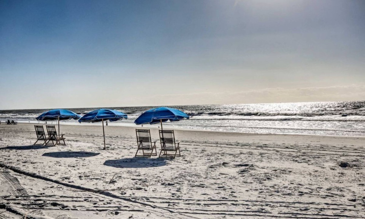 Folly Field Villa | Come Enjoy the Ocean - Ocean Front Resort 2 BR 2 BA Newly Renovated Villa