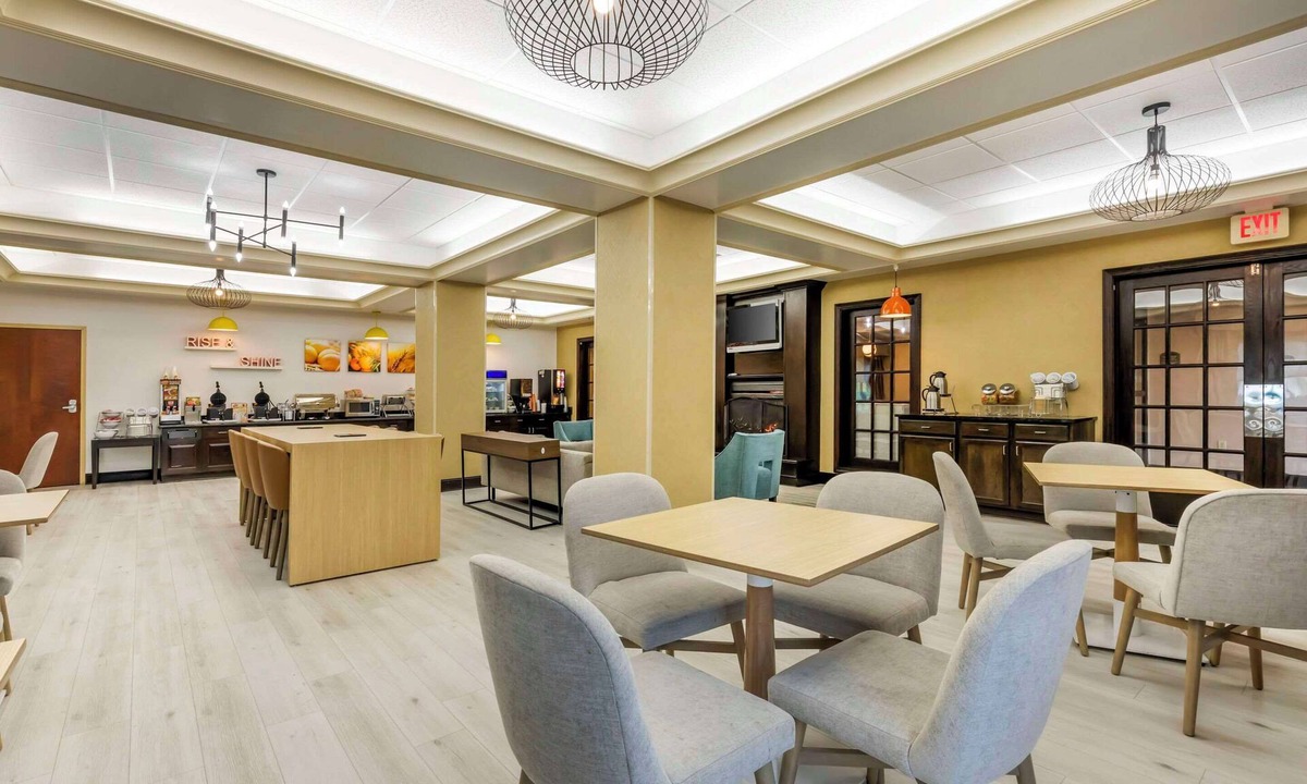 Chestertown Hotel | Comfort Inn & Suites Chestertown