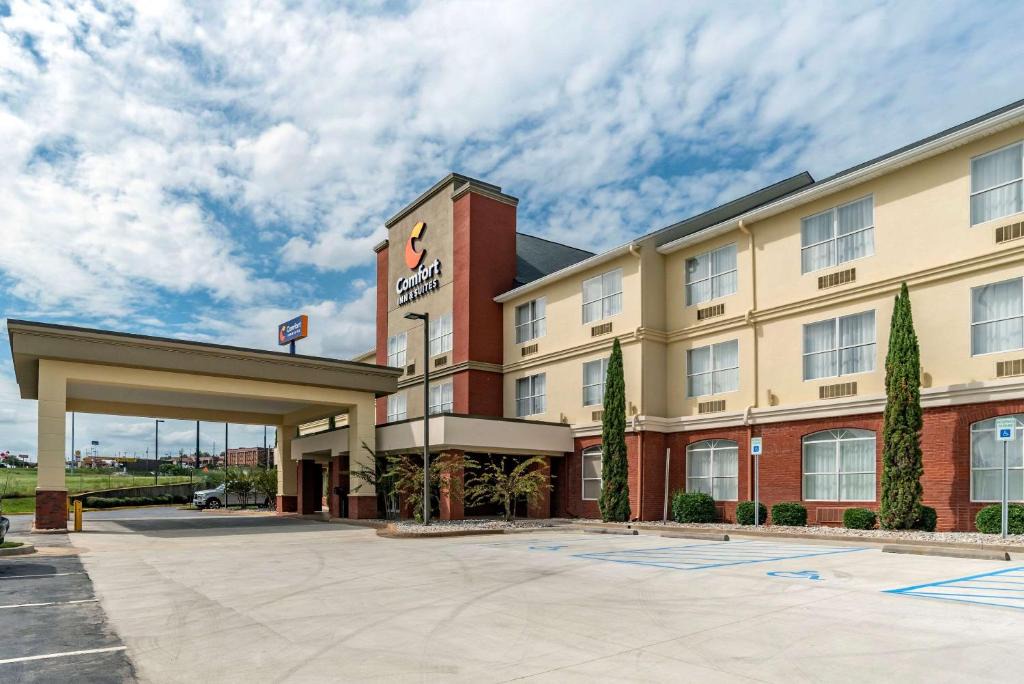 Millbrook Hotel | Comfort Inn & Suites Millbrook-Prattville