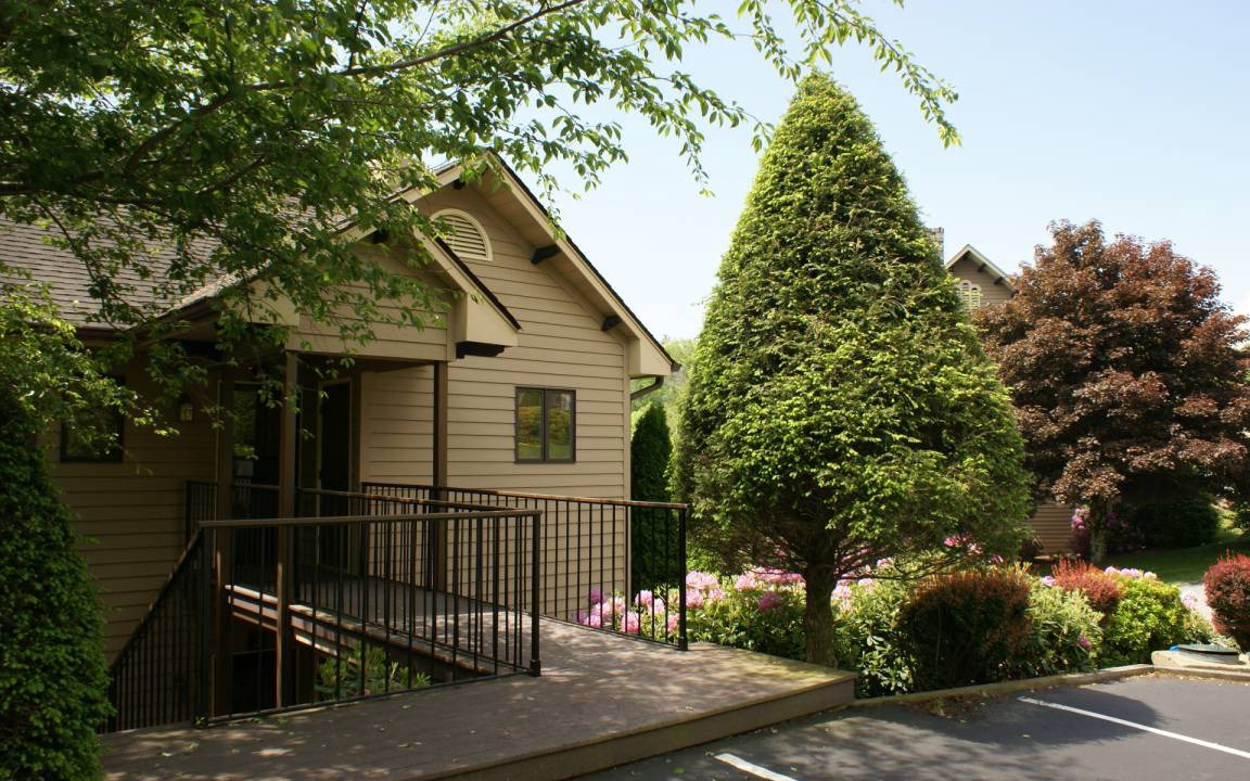 Blowing Rock Condo | Condo ∙ 2 bedrooms ∙ 6 guests