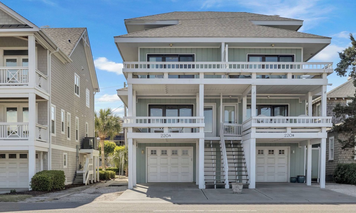 Wrightsville Beach House | Conley A Sound Front Townhome with Boat Slip!