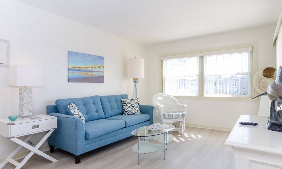 Wrightsville Beach Condo | Convenient 1BR Condo Steps from Johnnie Mercer’s
