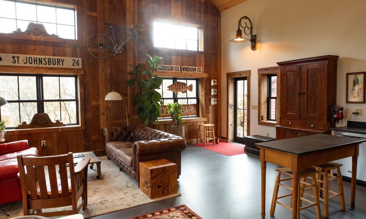 St. Johnsbury Center House | Converted antique barn on Main Street in St. Johnsbury, Vermont