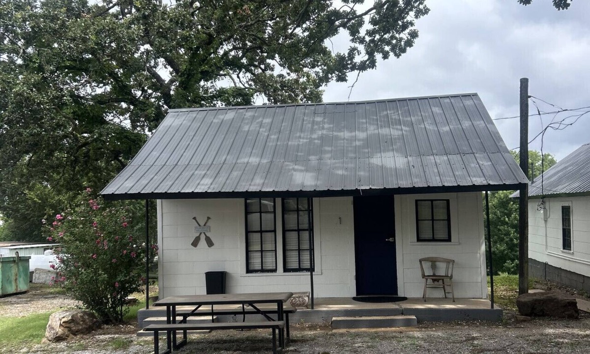Cookson Cabin | Cookson Resort - Tenkiller Cabin #1