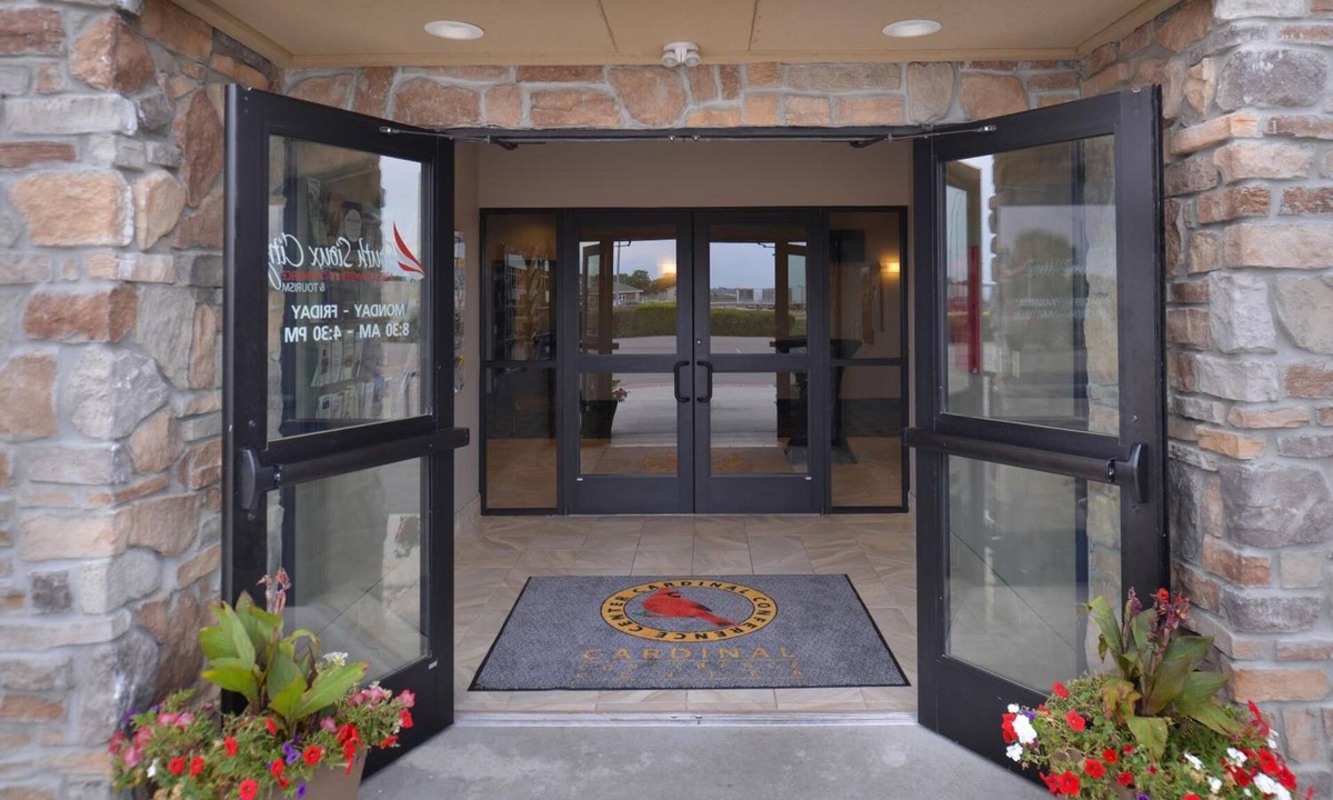South Sioux City Hotel | Cottonwood Inn and Conference Center
