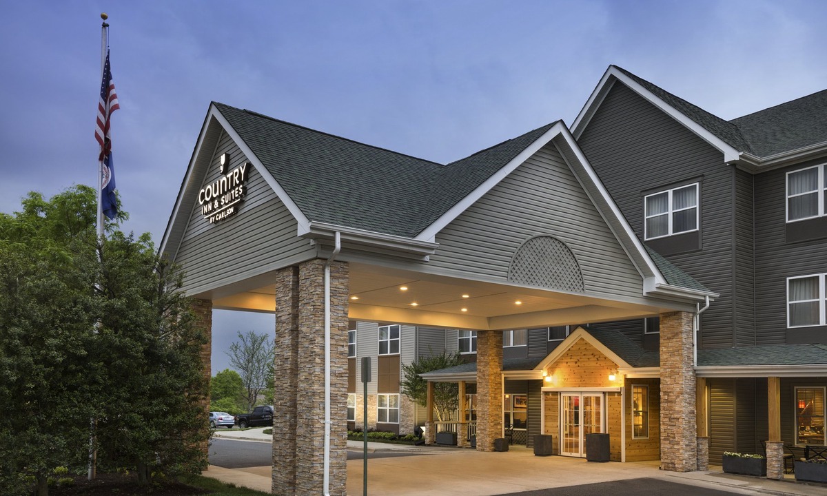 Sterling Hotel | Country Inn & Suites by Radisson, Washington Dulles International Airport, VA