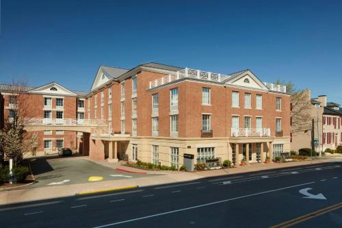 Venable Hotel | Courtyard by Marriott Charlottesville - University Medical Center