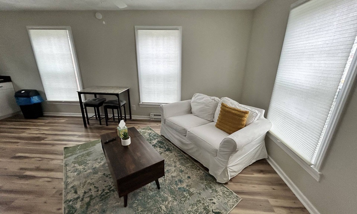 Suffolk Apartment | Cozy 1-bedroom apartment in welcoming Suffolk with AC, WiFi, and full kitchen!