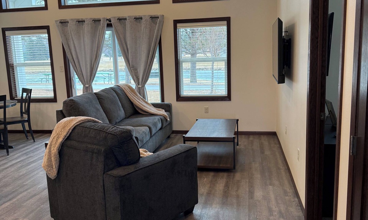 Brookings House | Cozy 1-bedroom house in beautiful Brookings on the walking trail