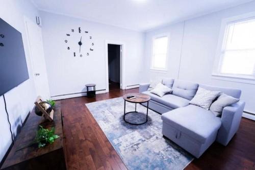 Trenton House | Cozy 1BR Apt with Workspace Near Train Station & Downtown