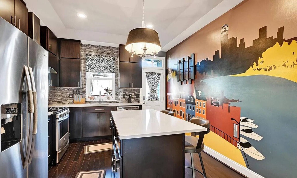 Downtown Baltimore Apartment | Cozy 2-bedroom apartment in welcoming Baltimore with WiFi, AC