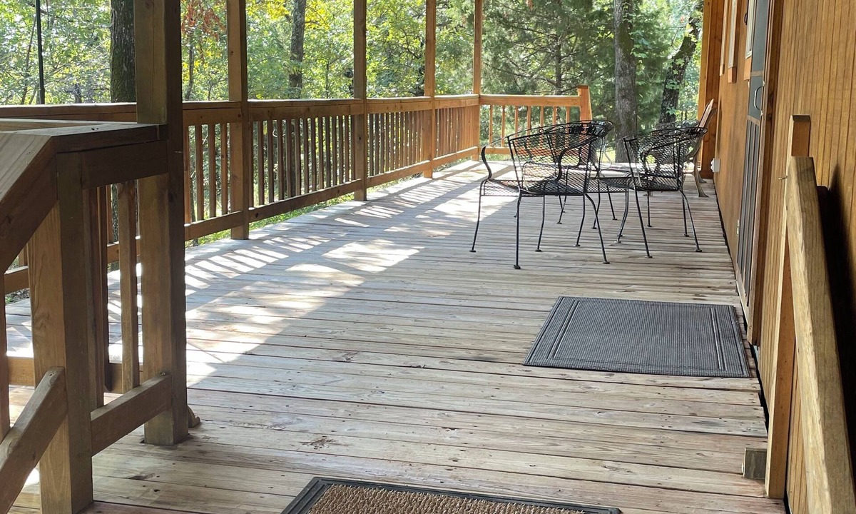 Bristow Cabin | Cozy cabin in a country setting with a private porch for relaxing and WiFi.