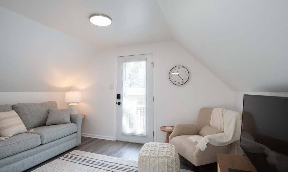 Birdsboro Apartment | Cozy Farm Apartment w/Scenic Country View