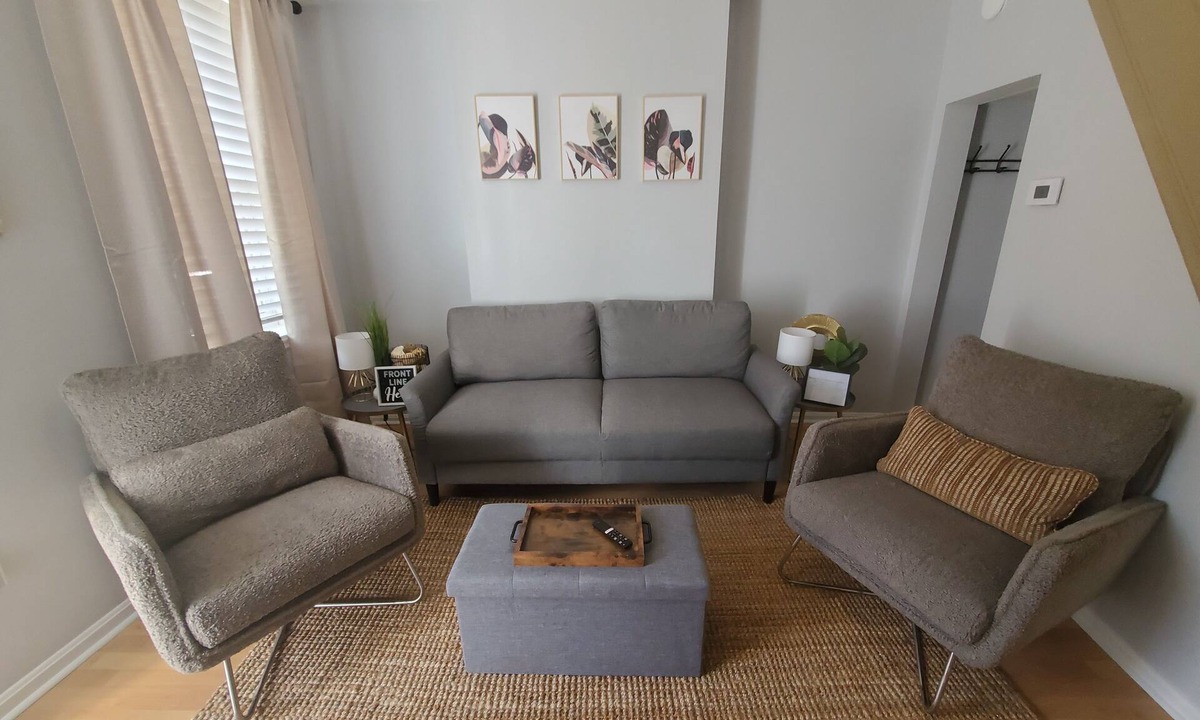 Riverside House | Cozy "Hospitality Suite" Centrally Located In Baltimore's Federal Hill Area