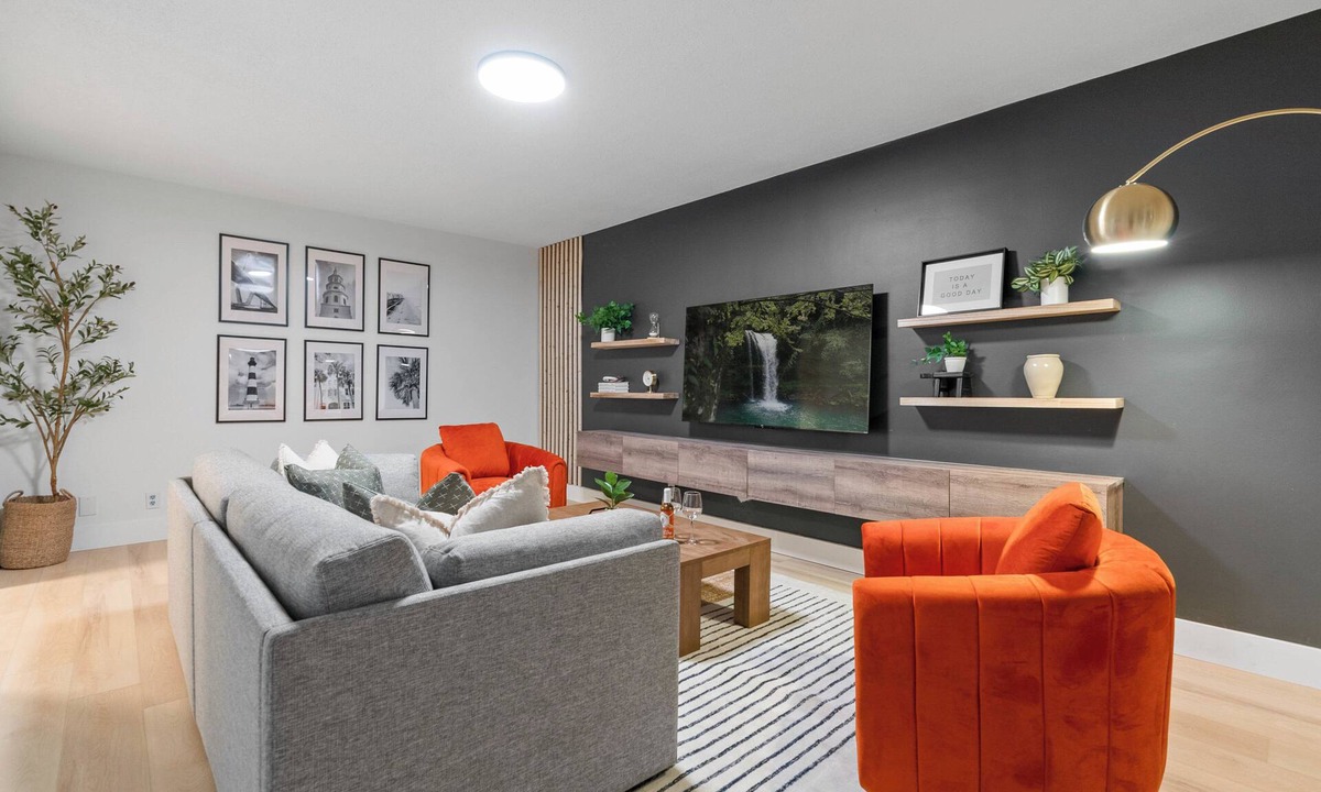 Drayton House | Cozy Modern Duplex Near Downtown Spartanburg