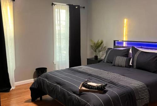 Camden House | Cozy Modern Home with Large Fenced in Backyard