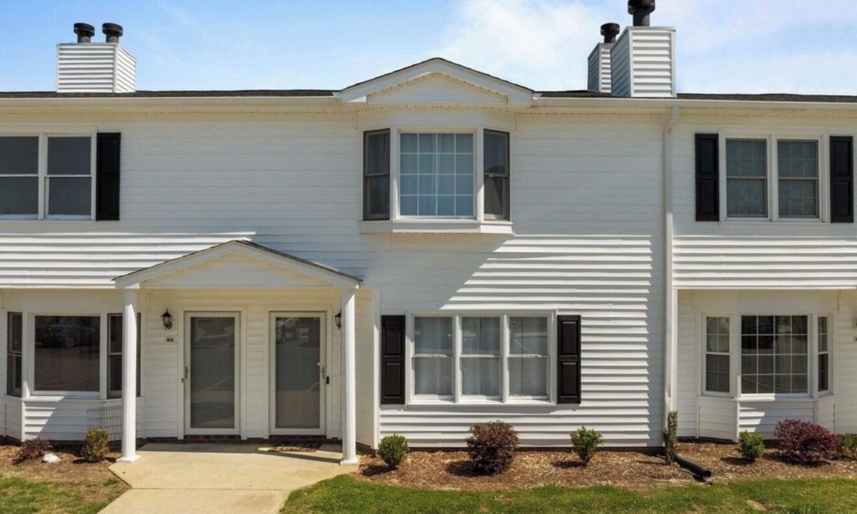 Westhaven House | Cozy updated Townhouse near Convention District with A/C