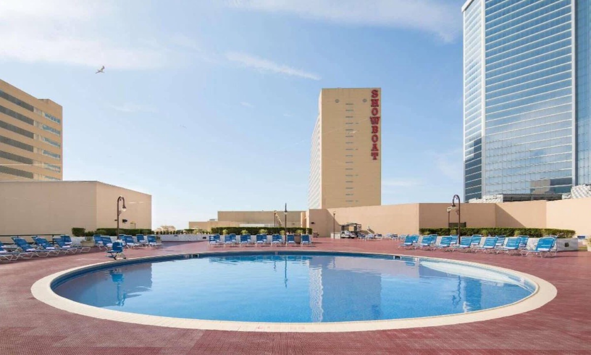 Atlantic City Apartment | CozySuites Showboat | Modern Beachside Suite 14