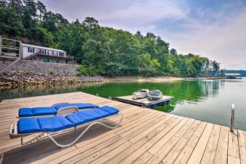 Crane Hill House | Cranes Nest - Huge Dock With Two Kayaks For The Guest's Use!