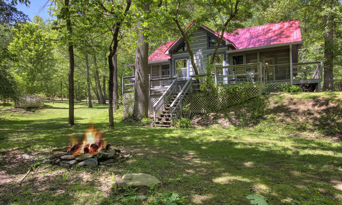 Cosby Cabin | Creekside Cabin-Private Hot Tub-Firepit-Fishing