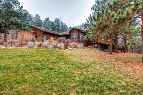Blackhawk House | Crooked Canyon Lodge