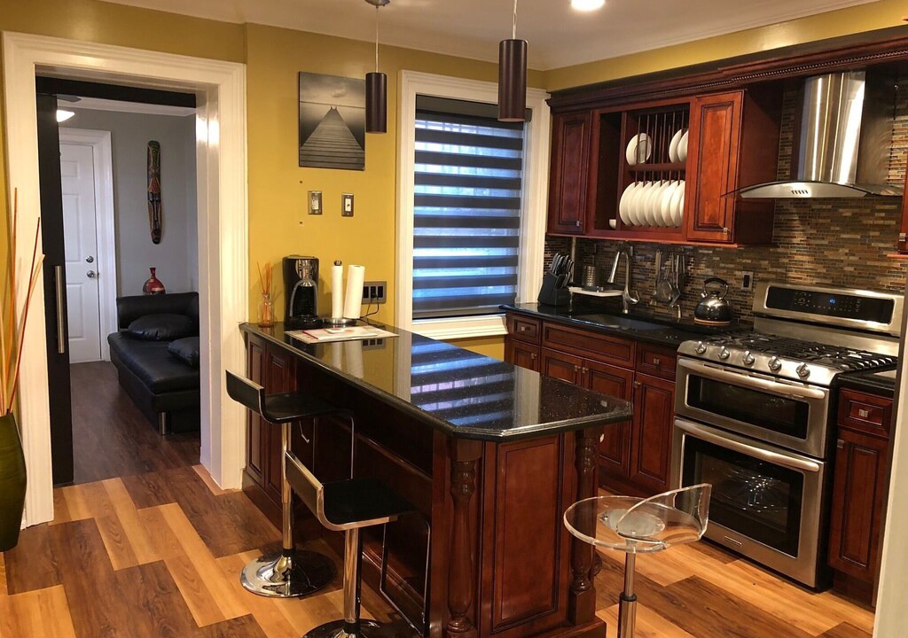Crown Heights Apartment | Crown Heights Brownstone - Brooklyn Beauty