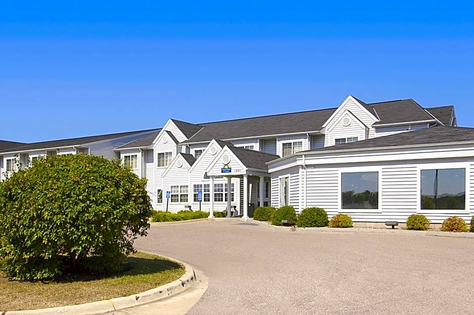 Faribault Hotel | Days Inn by Wyndham Faribault