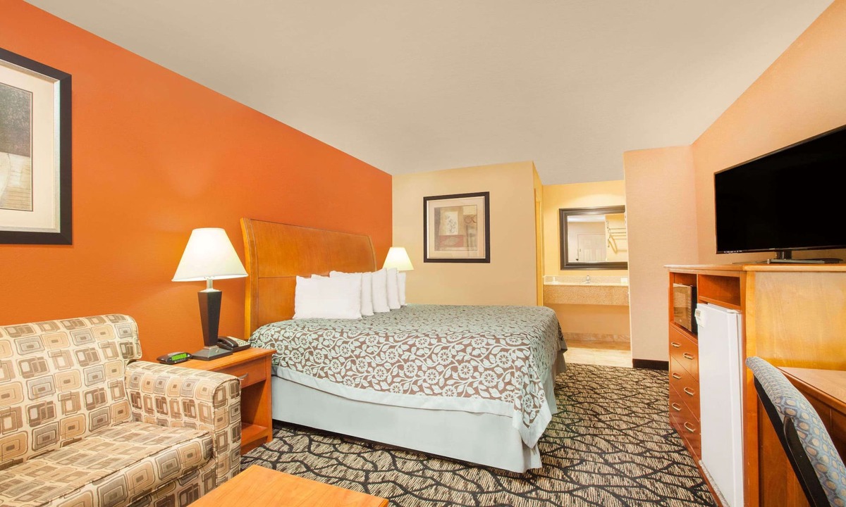 Centerville Hotel | Days Inn by Wyndham Centerville