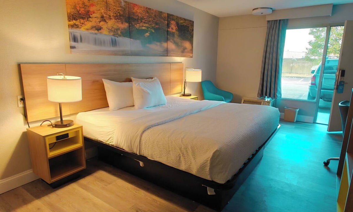 Salisbury Hotel | Days Inn by Wyndham Salisbury